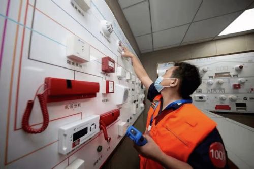 技能競(jìng)賽帷幕開(kāi) 消防專(zhuān)家同爭(zhēng)雄——湖北省消防行業(yè)職業(yè)技能競(jìng)賽圓滿落幕